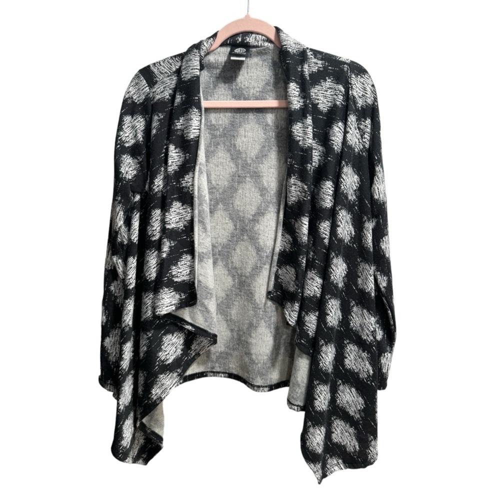 Bobeau Drape/ Cardigan Sweater, size Medium,‎ Black/White